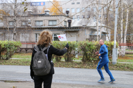 В Архангельске прошел флешмоб "10 000 шагов"