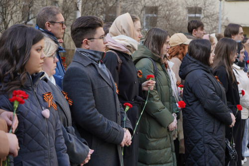 Связь поколений: в СГМУ почтили память медиков военных лет и поздравили ветеранов